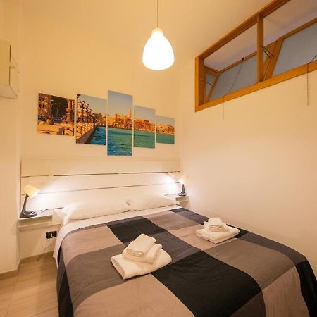 Casa Creanza - Puglia Apartments Барі Екстер'єр фото